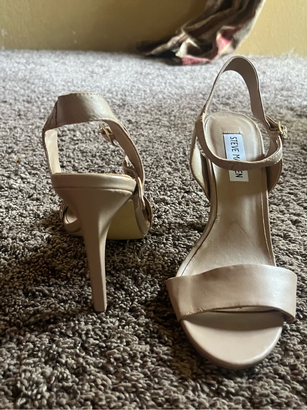 Steve Madden Beige Open-Toe Slingback Heels